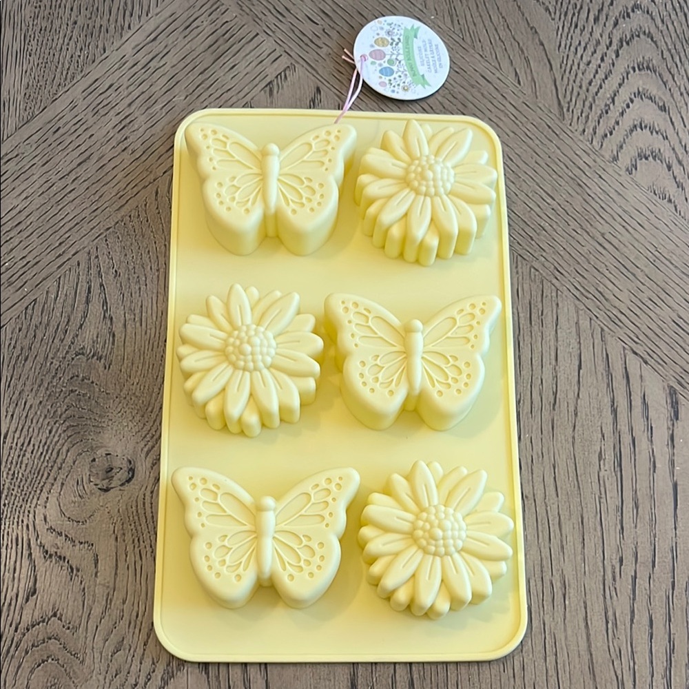 Yellow Butterfly and Flower Silicone Mold Spring Floral Garden Craft Bakeware